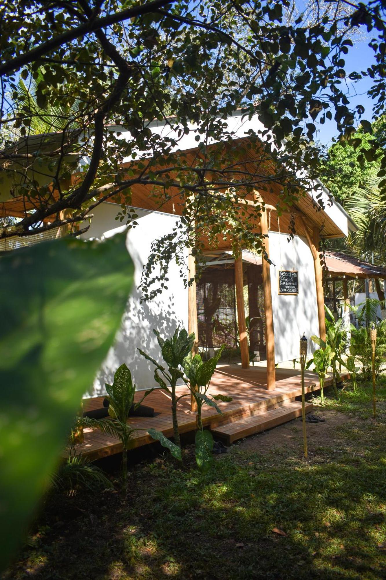 Cuatro Vientos Lodge & Apartments - Mal Pais, Costa Rica Playa Santa Teresa  Exterior photo